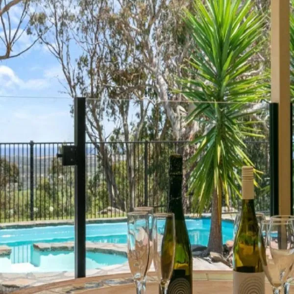 Southern Vales Sunsets by Wine Coast Holidays，位于Willunga的酒店