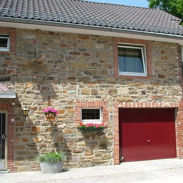 The Cottage and The Loft，位于Nieder-Emmels的酒店