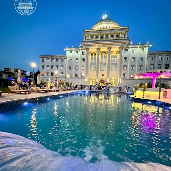 Hotel Colombo，位于培拉特的酒店