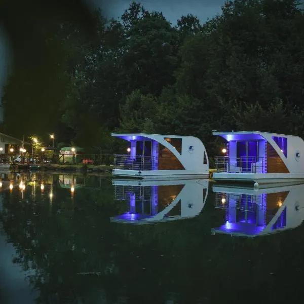 Floating Dream，位于菲亚诺的酒店