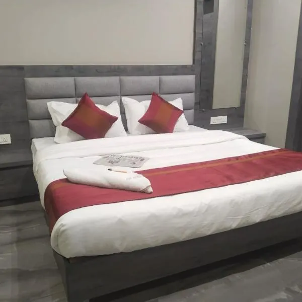 Hotel Dolly，位于西里古里的酒店