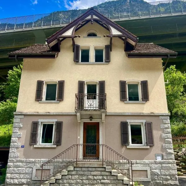 Hotel - Haus Biasca，位于Meien的酒店