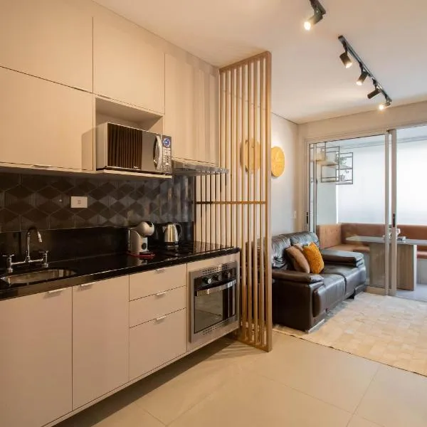 1508 Studio em condomínio de alto padrão，位于瓜鲁柳斯的酒店