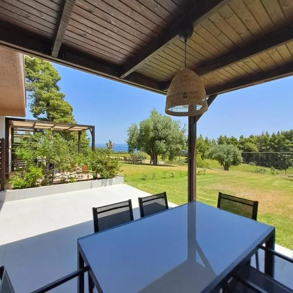 Tessera - Exclusive Stylish Maisonette in Kriopigi，位于克里皮吉的酒店