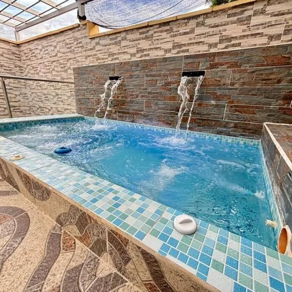 Casa colonial jacuzzi cerca al parque principal，位于圣菲德安蒂奥基亚的酒店