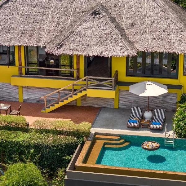 SAii Phi Phi Island Village，位于皮皮岛的酒店