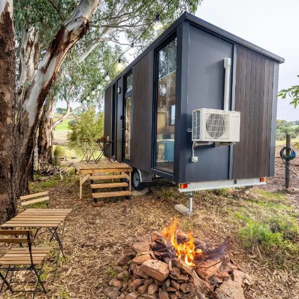 Pedlar Creek Tiny House by Tiny Away，位于麦克拉伦谷的酒店