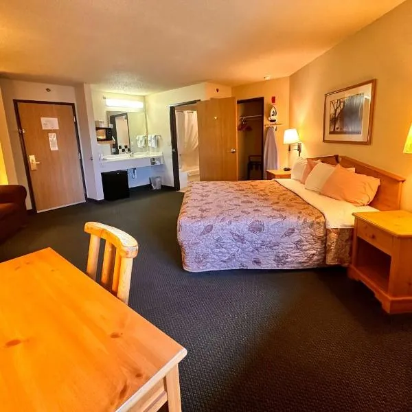Shell Lake Lodge, a Travelodge by Wyndham，位于Shell Lake的酒店