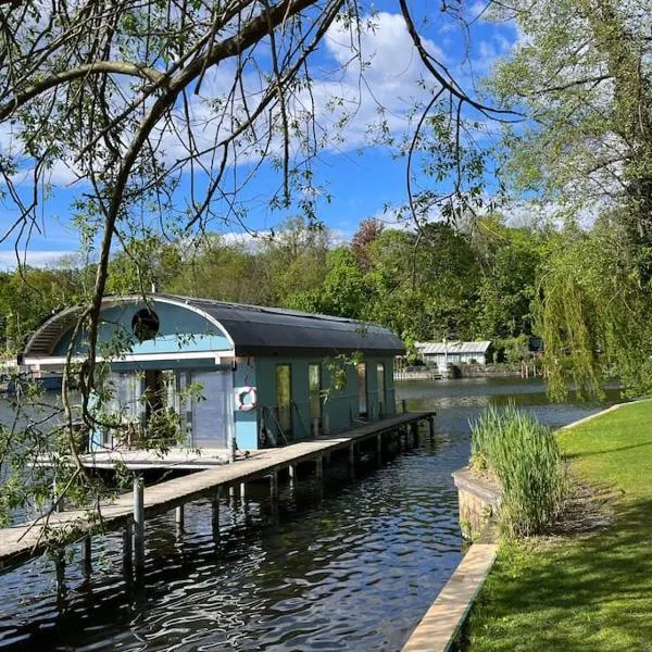 Hausboot vom Feinsten，位于柏林的酒店