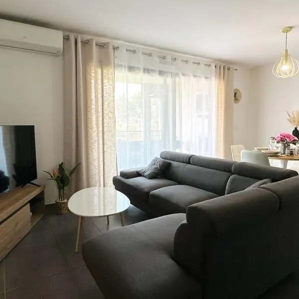 5 min des plages - Appt 2 chambres A Casa Bella，位于卢恰纳的酒店