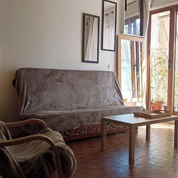 Studio privé - maison de village，位于瓦朗索尔的酒店