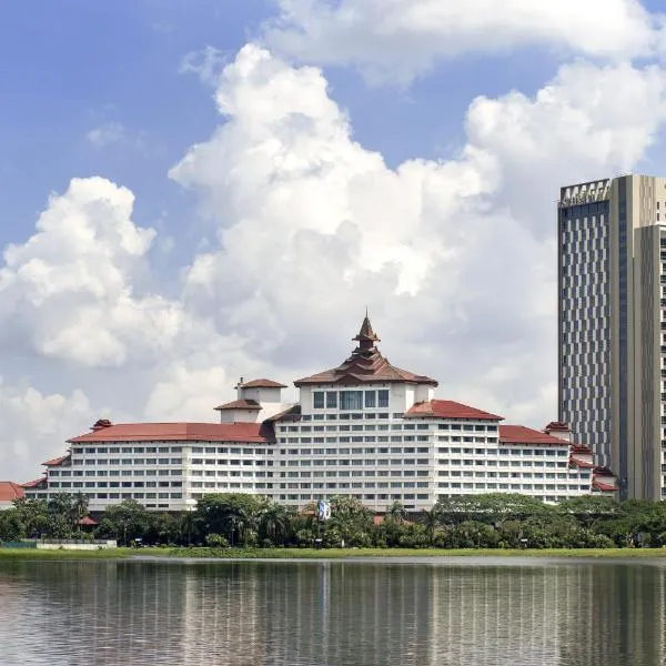 仰光塞多纳酒店，位于Sanchaung的酒店