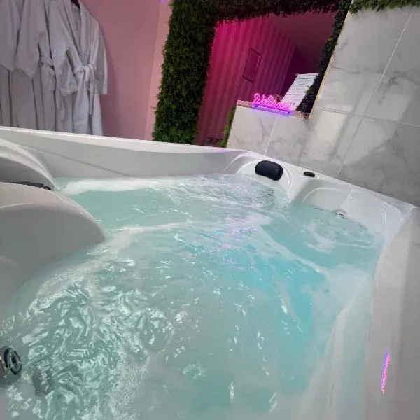 Maison Spacieuse Jacuzzi Wifi Netflix，位于瓦朗西纳的酒店