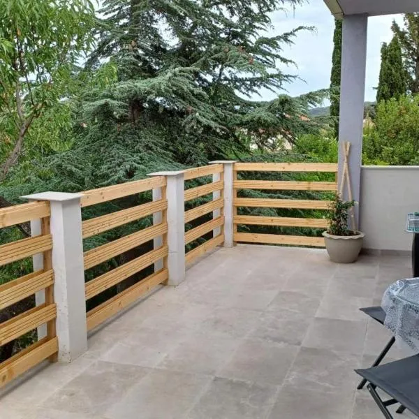 FreeMe Apartment，位于鲁巴达的酒店