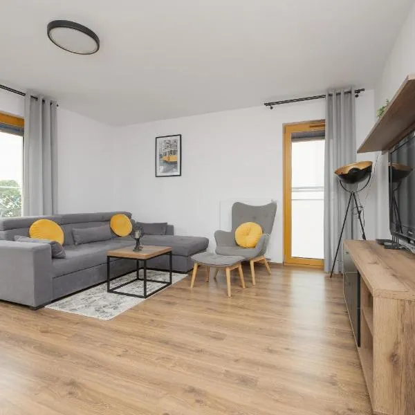 Modern Apartments with Parking and AC Warsaw Suburbs by Noclegi Renters，位于康斯坦钦-耶焦尔纳的酒店