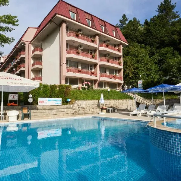 Constantzia Balneohotel，位于Dŭbravite的酒店