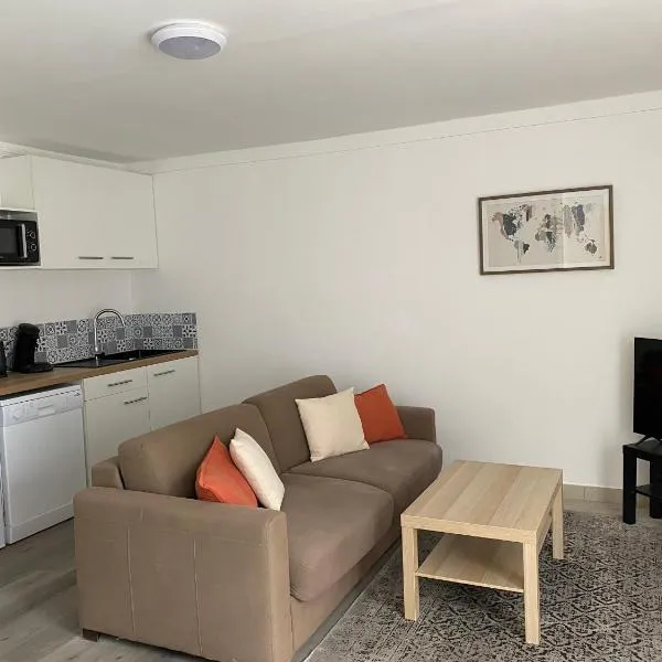 Maison Spacieuse et Confortable 100m2 avec Jardin，位于瓦勒德勒伊的酒店
