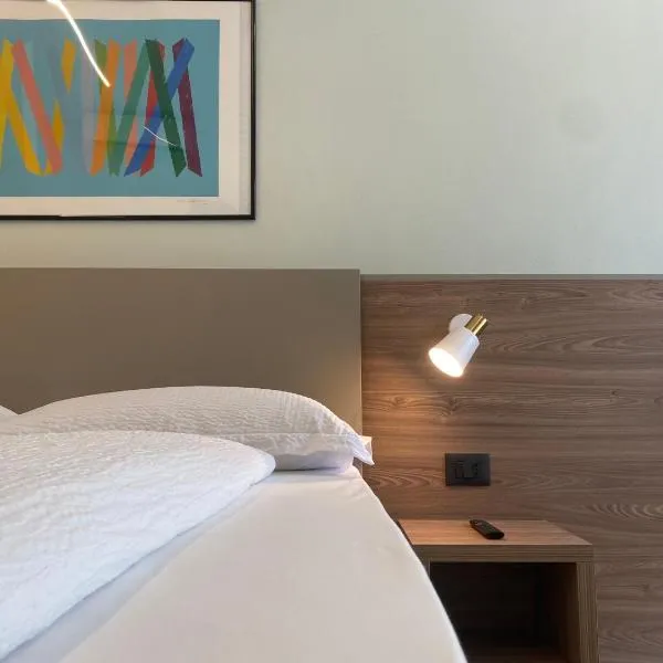 Il Fico Lake Iseo b&b，位于Pilzone的酒店