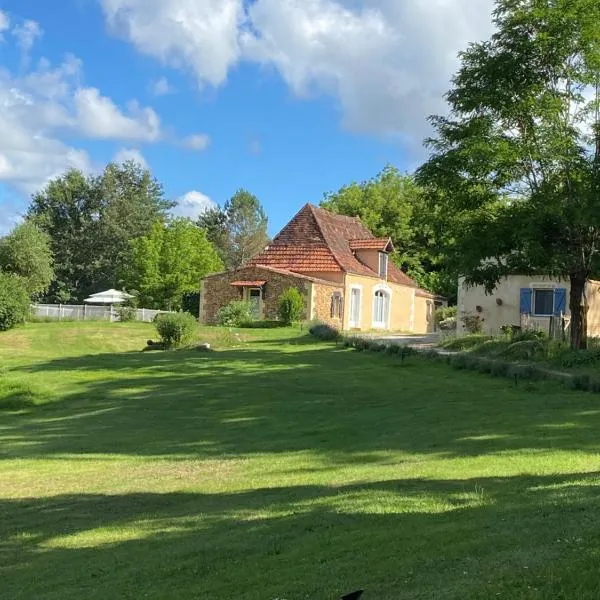 Les gîtes de la Joubertie，位于Bassillac的酒店