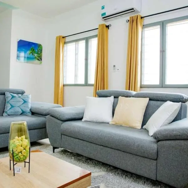 Appartement 2 chambres et salon，位于科托努的酒店