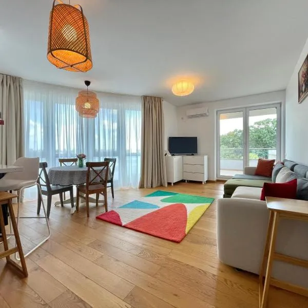 Apartment No 207 Lebada Lake Residence，位于Pantelimon的酒店