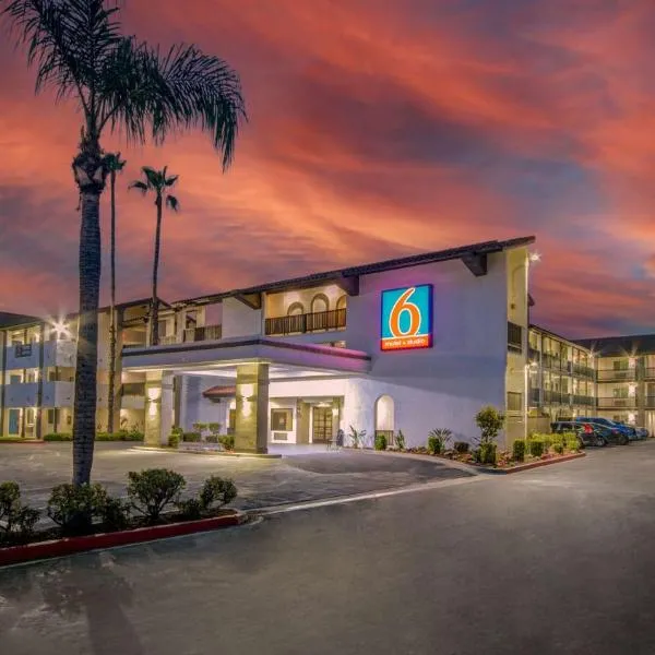 Studio 6 Ontario CA Convention Center Airport,位于安大略的酒店