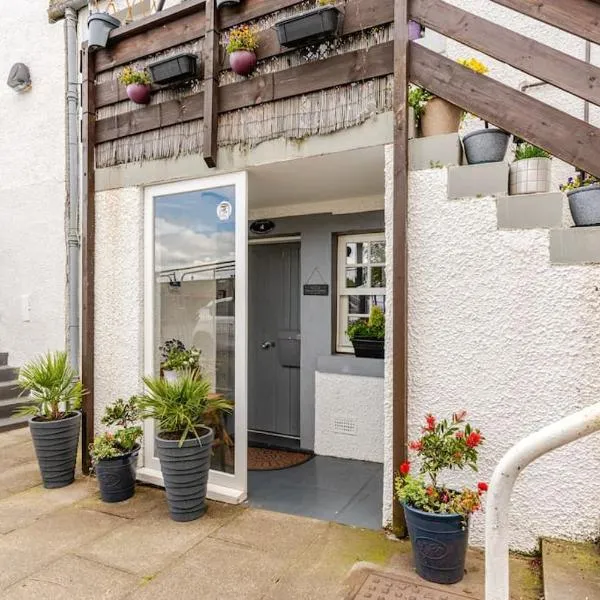 Old fisherman's Cottage No 4, free parking，位于爱丁堡的酒店