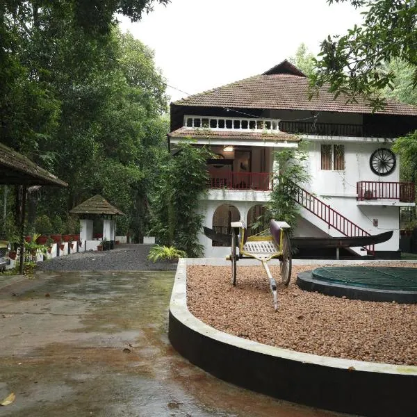 Vintage valley Heritage home，位于Thodupuzha的酒店