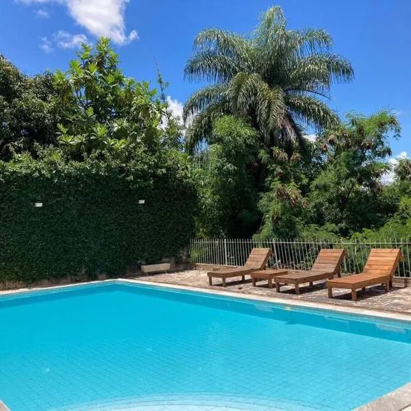 Recanto Piscina na Mata，位于贝廷的酒店