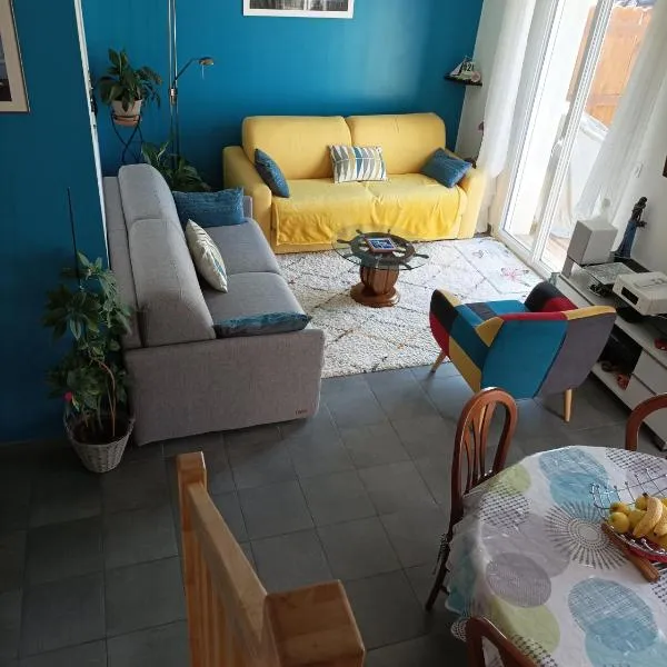 Maison neuve au cœur du Golf du Morbihan，位于Plougoumelen的酒店