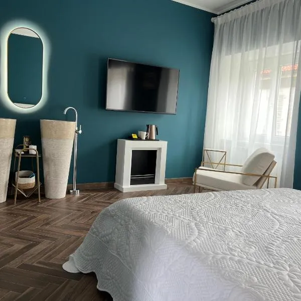 Casa Del Caval Bianco - Affittacamere，位于维纳利亚瑞勒的酒店