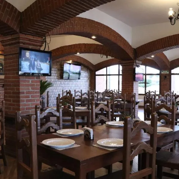 Hotel Cuamanco，位于Actlzayanca de Hidalgo的酒店