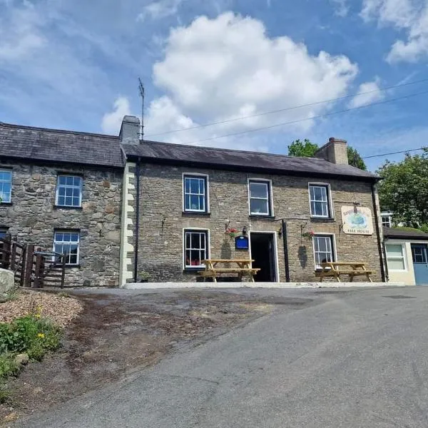 The Royal Oak Inn, Rhandirmwyn，位于Ystrad-ffin的酒店