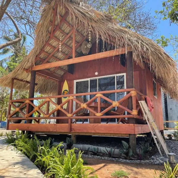 Cabaña Buganvilia Punto Surf Barra La Saladita，位于La Salada的酒店