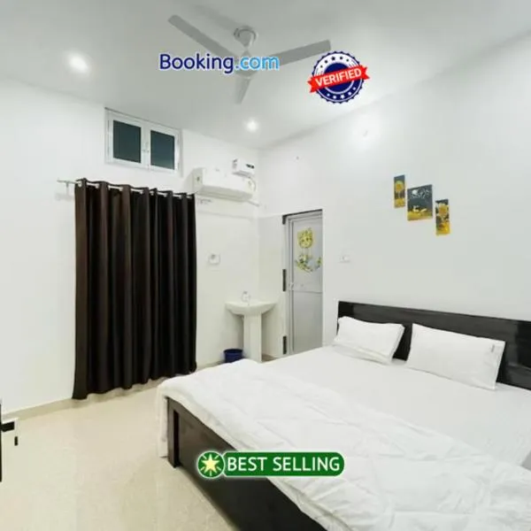 Ashoka Aashram Homestay Ayodhya，位于Ayodhya的酒店