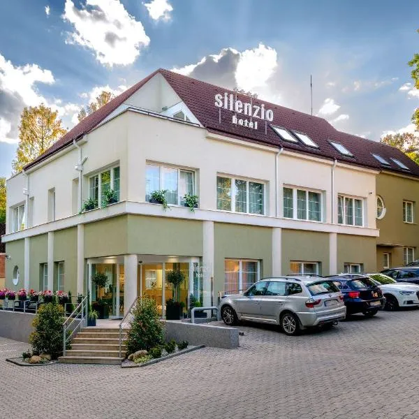 Hotel Silenzio，位于布拉格的酒店
