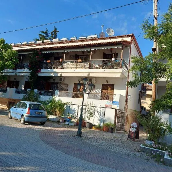 HOTEL AGNI -ENOIKIAZOMENA DIAMERIZMATA，位于斯卡拉福卡斯的酒店