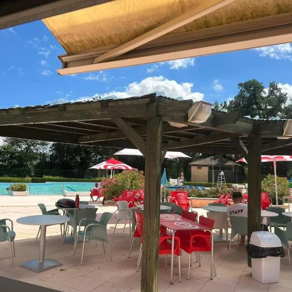 Mobil Home Mercure，位于Villemur-sur-Tarn的酒店