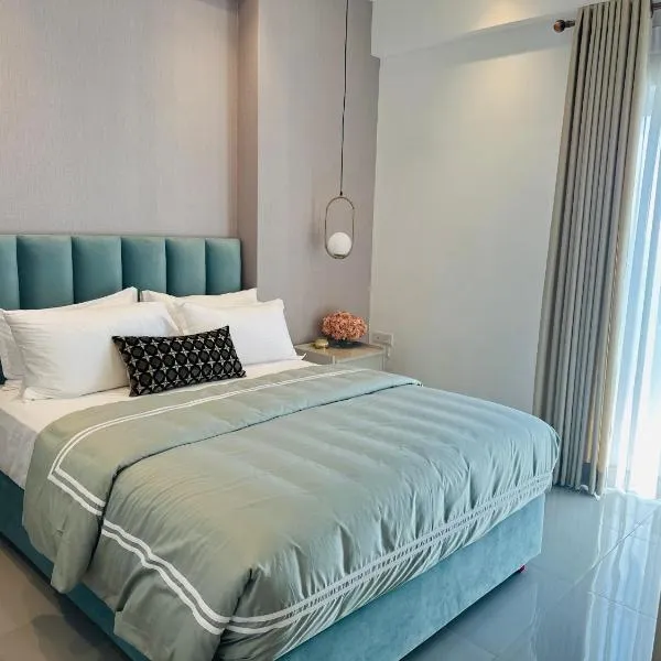 Luxe 3BR Haven at Iconic Galaxy，位于Watumulla的酒店