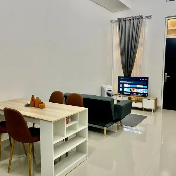 Villa Ku Villa Mu，位于三宝垄的酒店