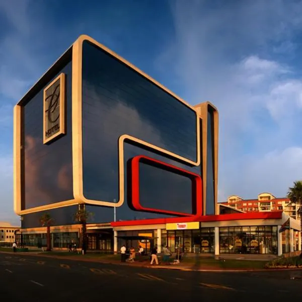 乌姆赫兰加海岸酒店及会议中心，位于乌姆兰加岩的酒店
