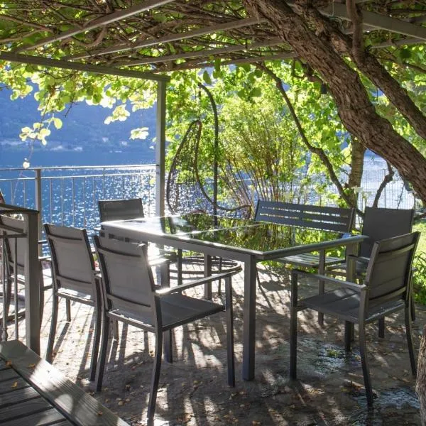 Il giardino sul lago，位于内索的酒店