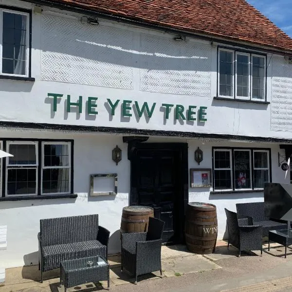 Stay and Relax at The Yew Tree，位于Quendon的酒店