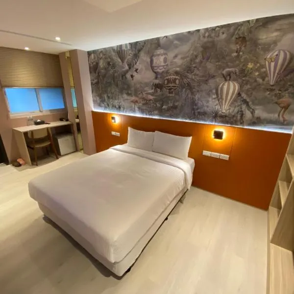 Fashion Home Business Hotel 時尚居商旅，位于台北的酒店