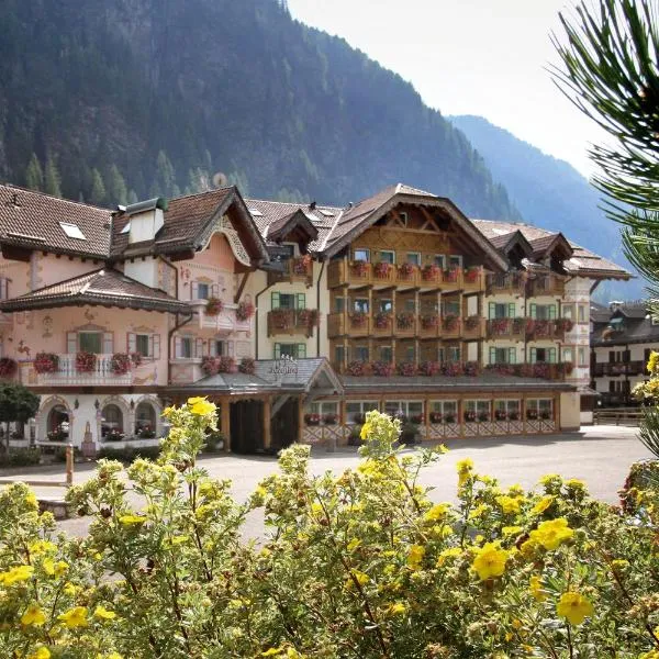 Hotel Soreghes Gran Chalet，位于坎皮泰洛迪法萨的酒店