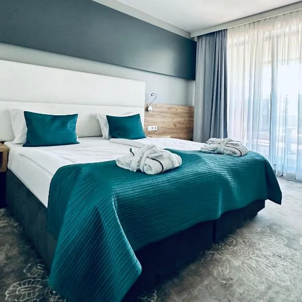 Hotel Limanova，位于利马诺瓦的酒店