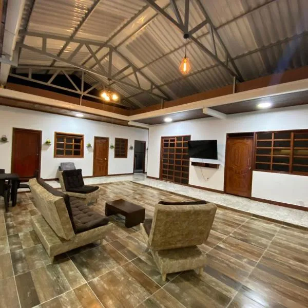 Casa turistica JB，位于Líbano的酒店