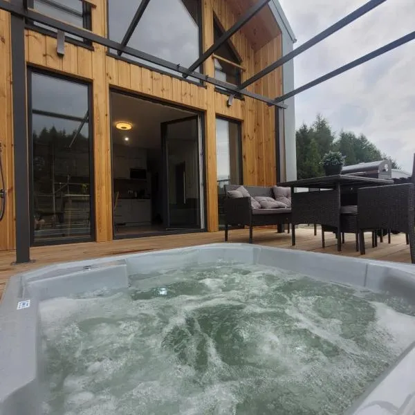 Parkcity SPA Domek z jacuzzi w górach，位于Szalowa的酒店