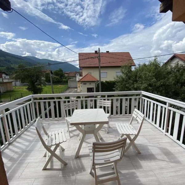 Apartment In The Nature，位于伊利扎的酒店