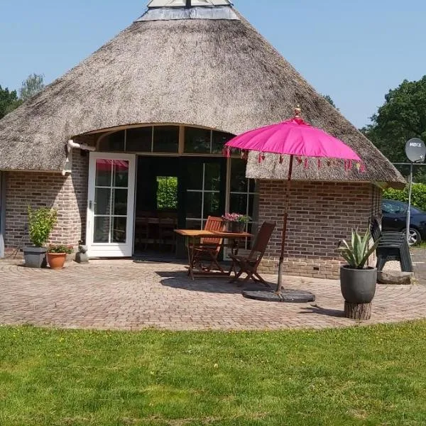 Boerderijtje，位于IJhorst的酒店
